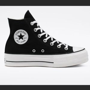 Platform Converse in Classic Black